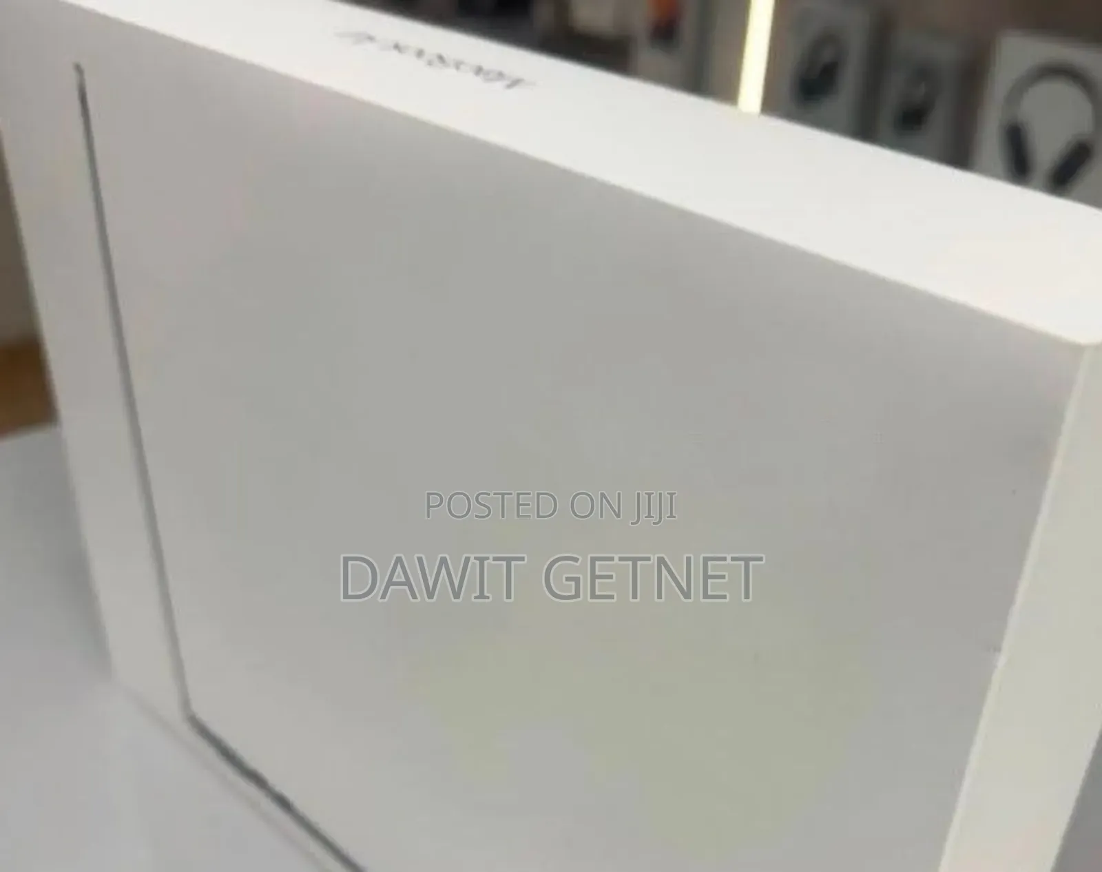 New Laptop Apple MacBook Pro 2019 16GB Intel Core I7 SSD 256GB