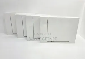 New Laptop Apple MacBook Pro 2019 16GB Intel Core I7 SSD 256GB