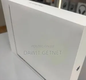 New Laptop Apple MacBook Pro 2019 16GB Intel Core I7 SSD 256GB