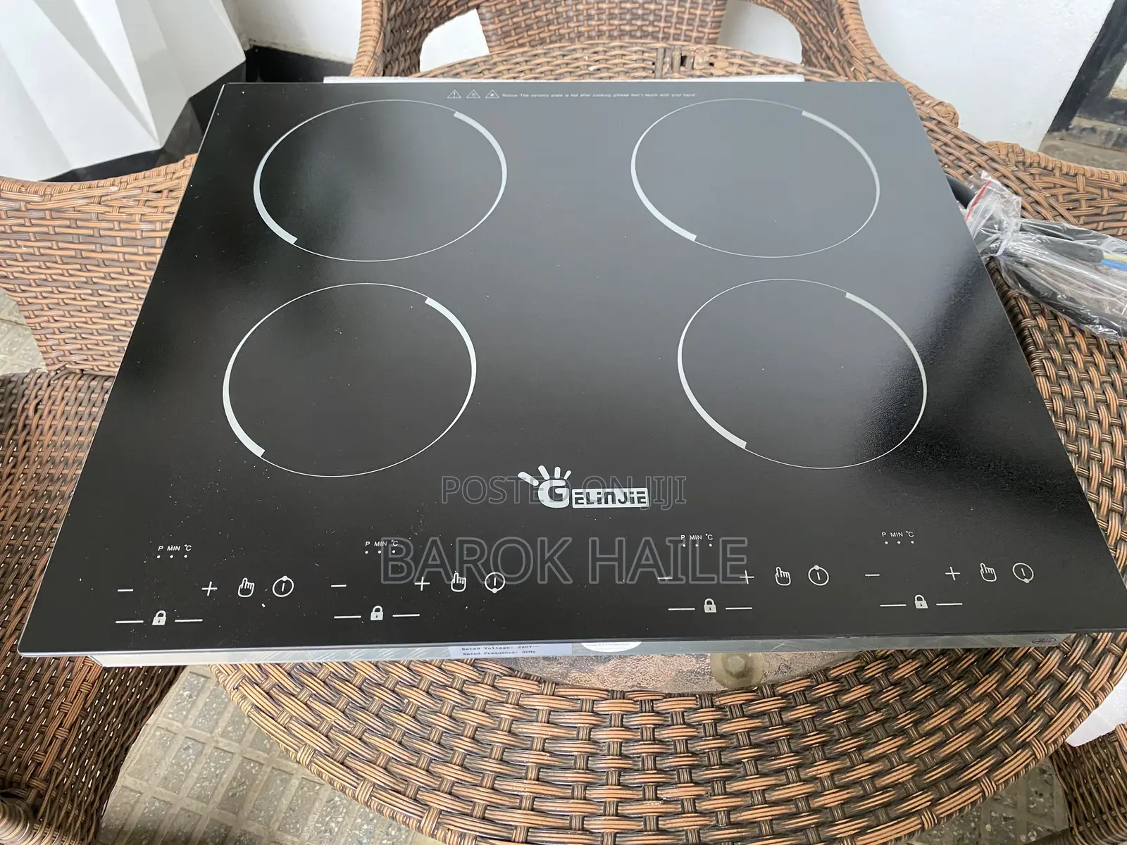Ceramic 4 Plate Stove