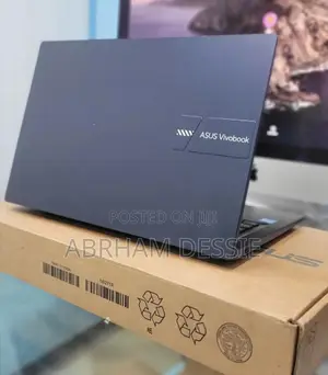 New Laptop Asus 16GB Intel Core i3 SSD 512GB