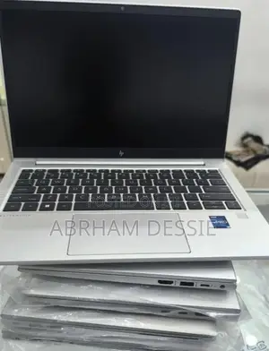 New Laptop HP EliteBook 830 G8 16GB Intel Core I7 SSD 512GB