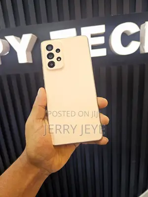 Photo - New Samsung Galaxy A53 5G 256 GB Orange