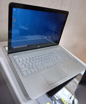 New Laptop HP Envy 15 8GB Intel Core I5 HDD 1T