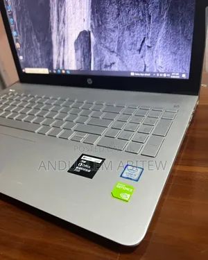 Photo - New Laptop HP Pavilion 15 8GB Intel Core I5 HDD+SSD 1T