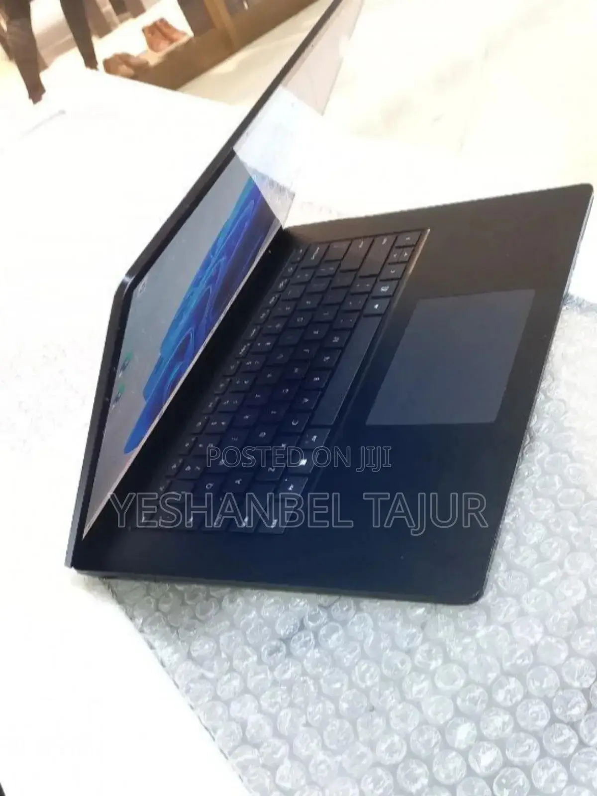 New Laptop Microsoft Surface 16GB Intel Core i7 SSD 512GB
