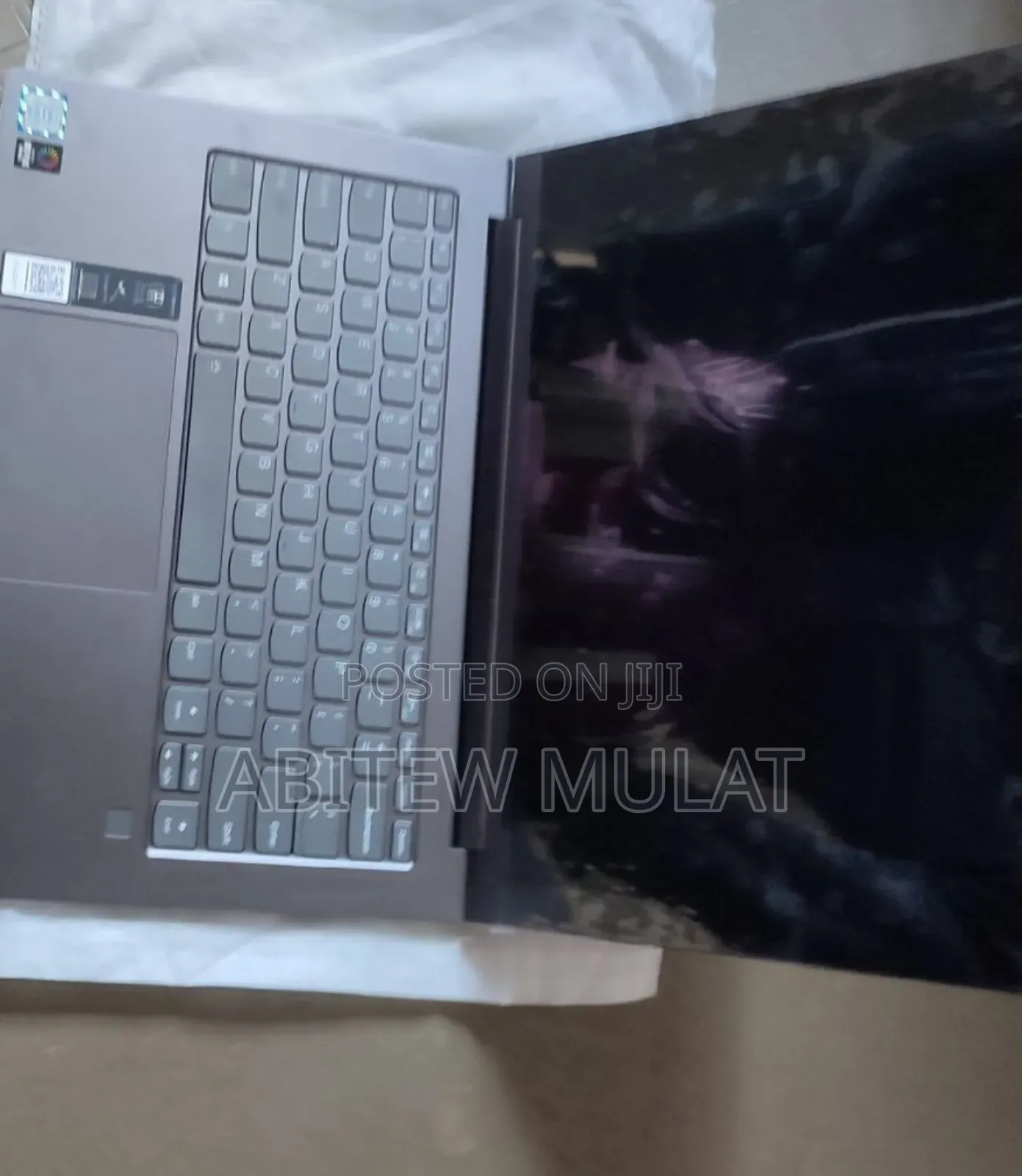 New Laptop Lenovo Yoga C740 16GB Intel Core I7 SSD 512GB