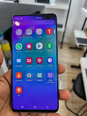 Photo - New Samsung Galaxy S10 128 GB Blue
