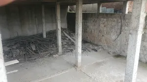 መጋዘን Warehouse (Basement)