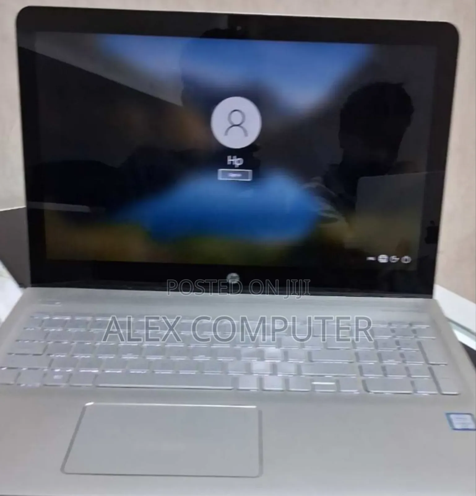 New Laptop HP Envy 15 8GB Intel Core I5 HDD 1T
