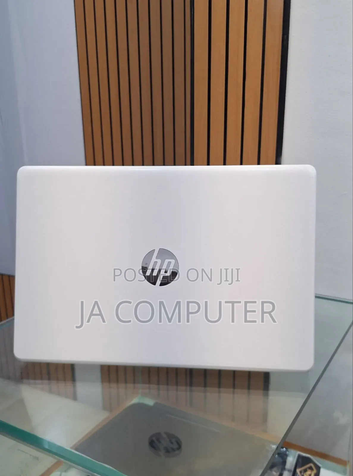 New Laptop HP Stream Notebook 4GB AMD A10 SSD 60GB