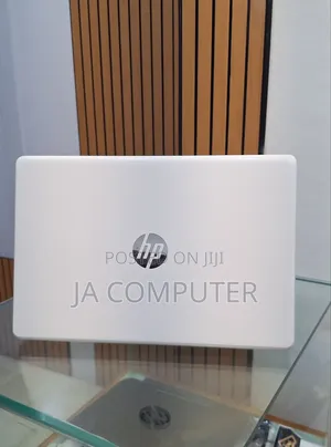 New Laptop HP Stream Notebook 4GB AMD A10 SSD 60GB