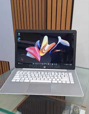 New Laptop HP Stream Notebook 4GB AMD A10 SSD 60GB