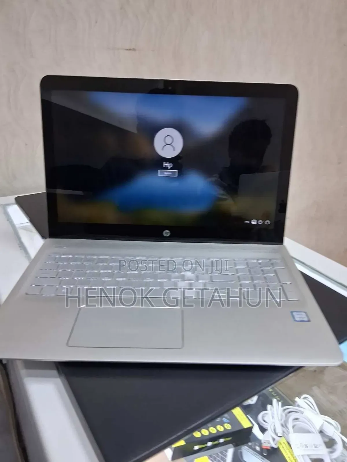 New Laptop HP Envy X360 8GB Intel Core I5 HDD 1T