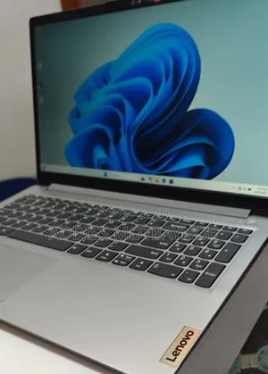 New Laptop Lenovo Ideapad 3 16GB AMD Ryzen 5 SSD 512GB