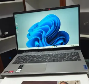 New Laptop Lenovo Ideapad 3 16GB AMD Ryzen 5 SSD 512GB