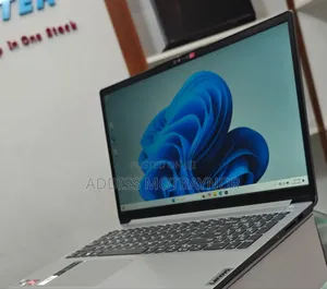 New Laptop Lenovo Ideapad 3 16GB AMD Ryzen 5 SSD 512GB