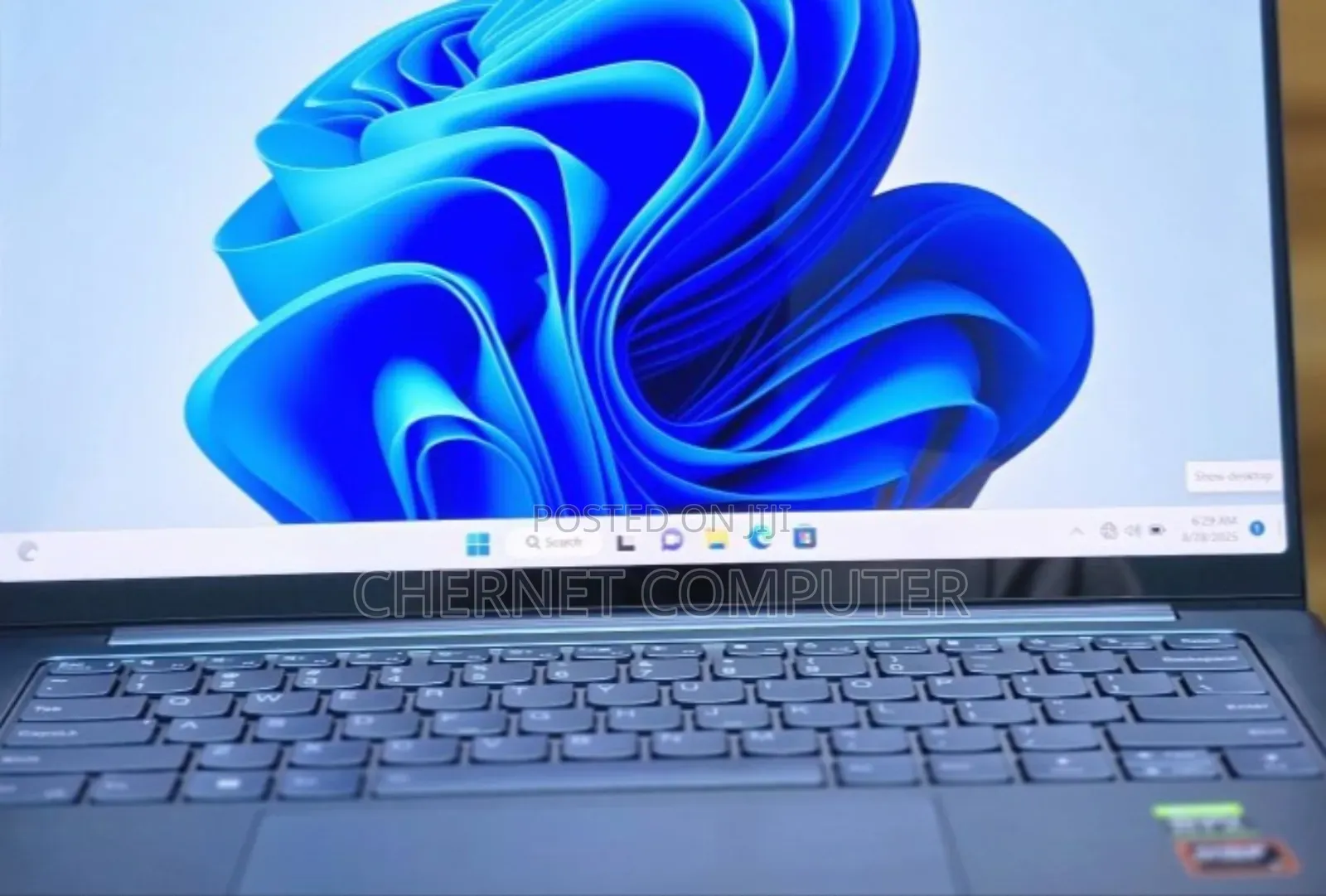 New Laptop Lenovo 32GB AMD Ryzen 7 SSD 1T