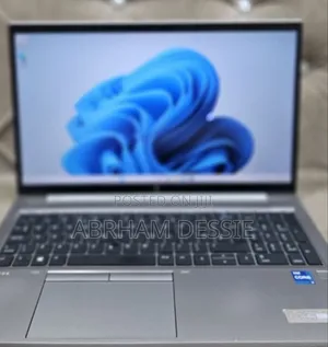 Photo - New Laptop HP 32GB Intel Core I7 SSD 1T