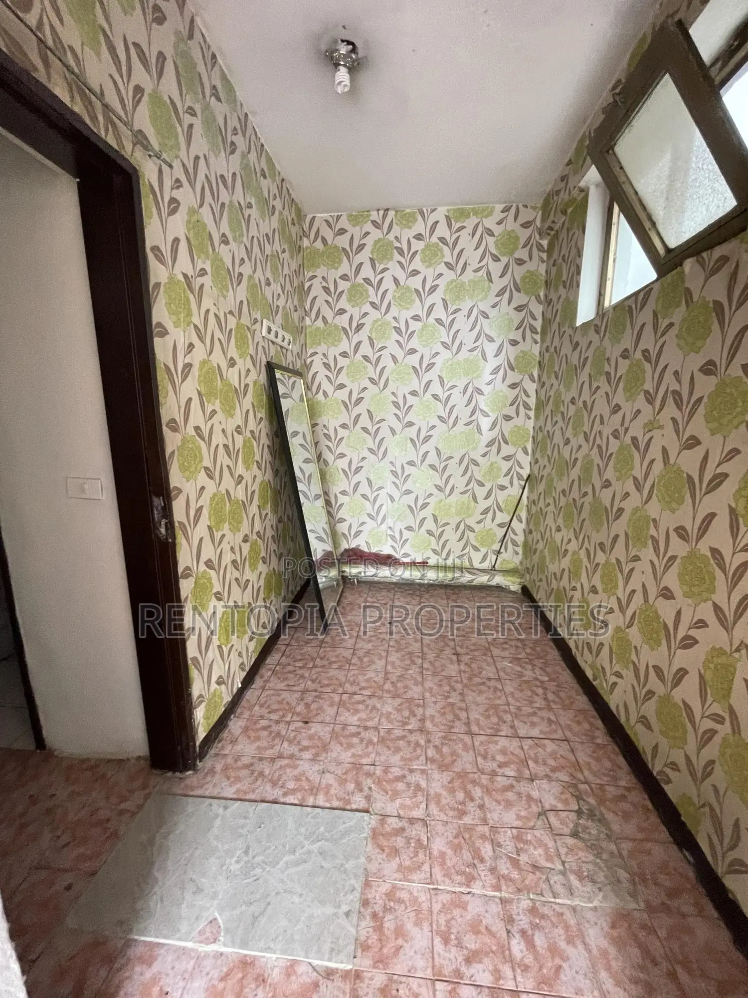 Office Space or Boutique Space for Rent! ለቡቲክ እና ለቢሮ የሚከራይ