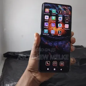 Photo - New RED Hydrogen One 256 GB Red