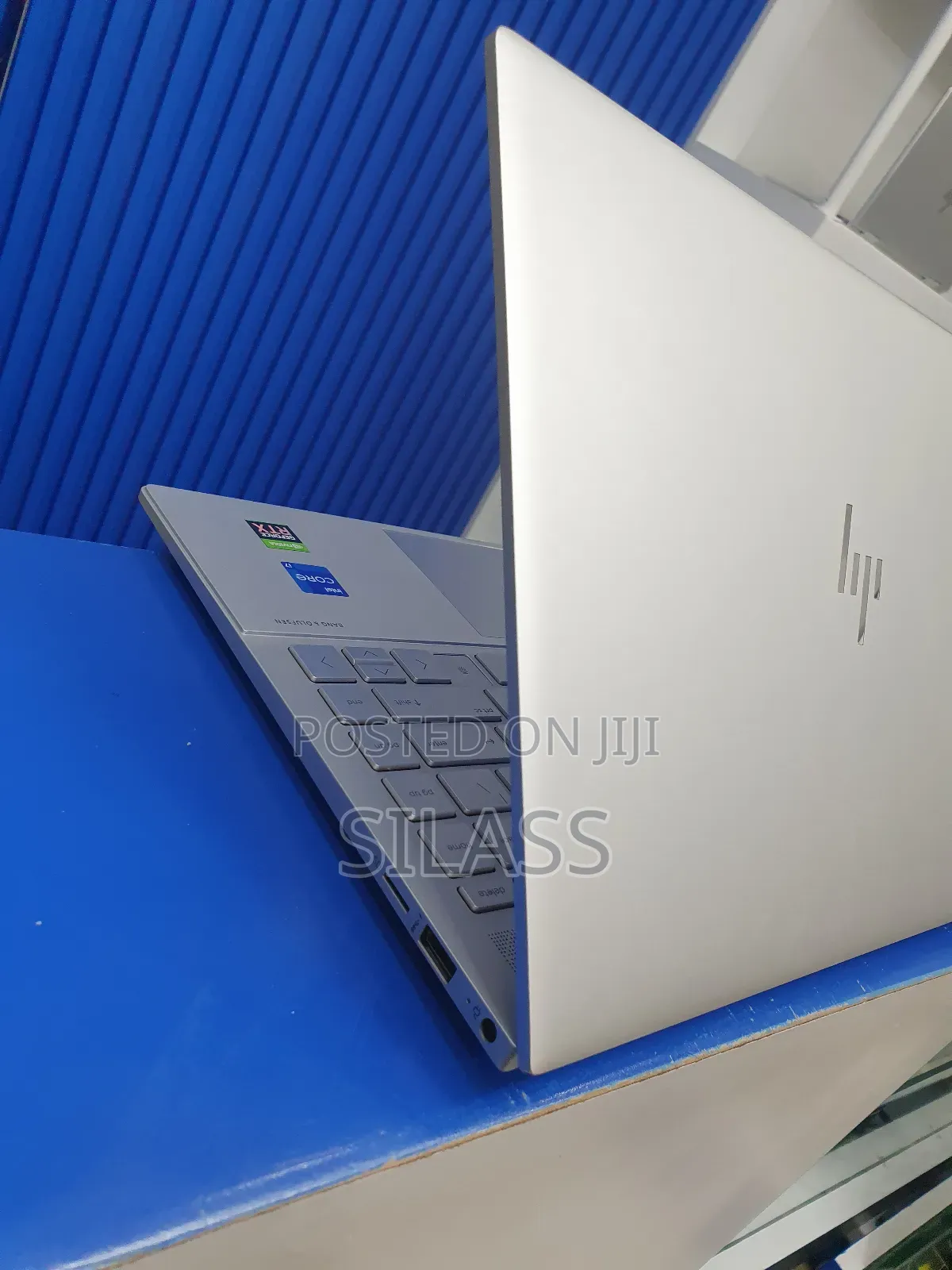 New Laptop HP Envy 14 16GB Intel Core I7 SSD 1T