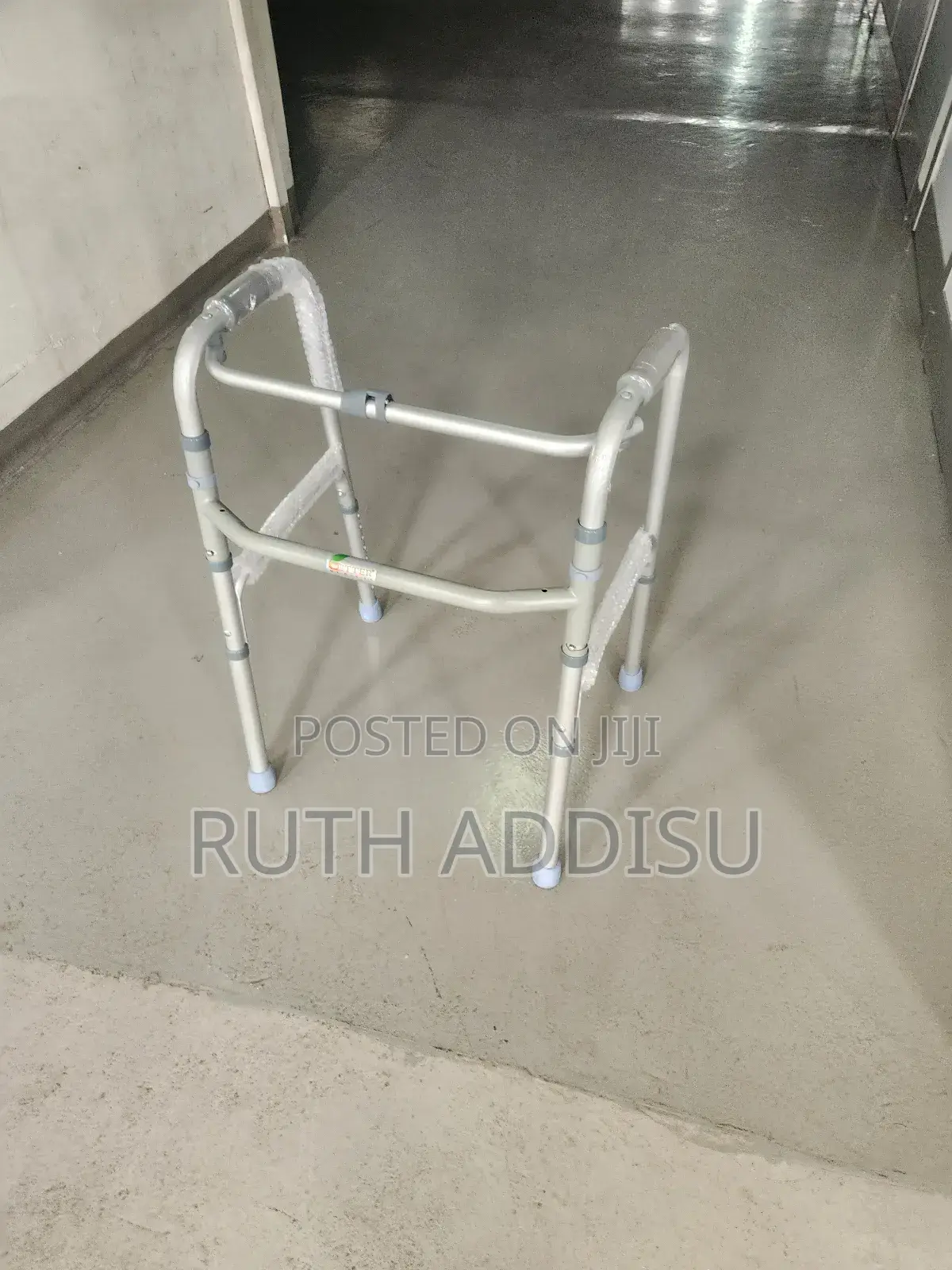 Medical Almunium Walker簾你new Walker胺你heavy Duty Walker病人medical Walker