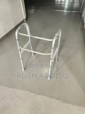 Photo - Medical Almunium Walker簾你new Walker胺你heavy Duty Walker病人medical Walker