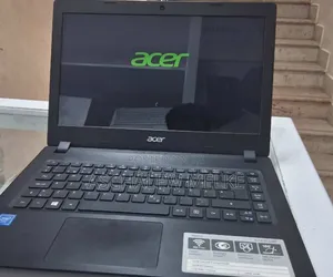 Laptop Acer Aspire A114 31 4GB Intel Core 2 Quad SSD 128GB