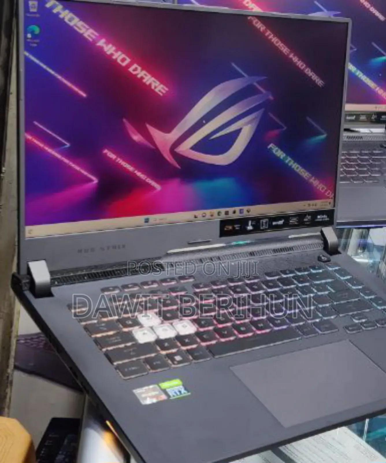 New Laptop Asus 16GB AMD Ryzen 7 SSD 1T