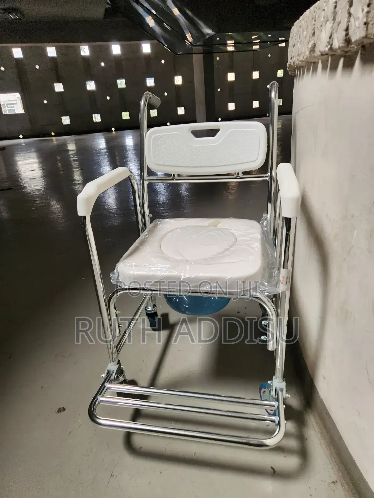Commode Wheelchair廟會toilet Wheelchair簾你commode Wheelchair次長commode