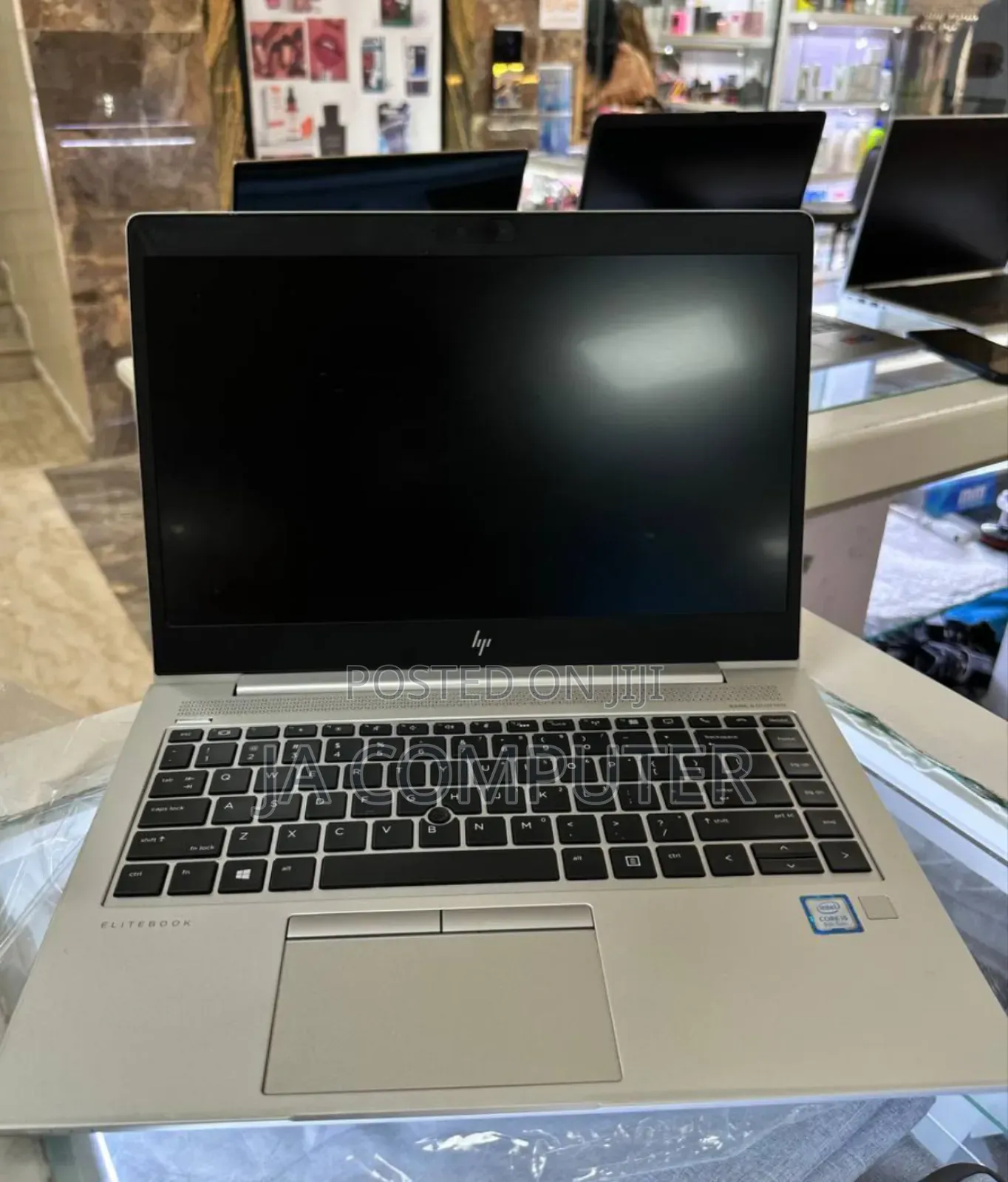 New Laptop HP EliteBook 840 G5 16GB Intel Core I5 SSD 512GB