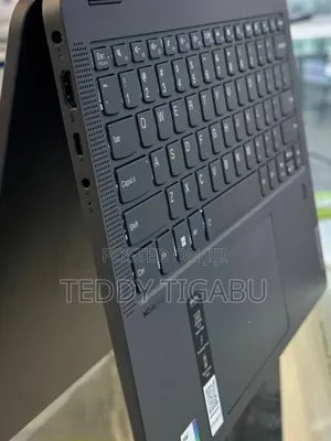 New Laptop Lenovo Ideapad 3 16GB Intel Core i5 SSD 1T