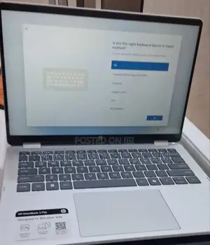 New Laptop HP OmniBook 5 14" 16GB Intel Core i7 SSD 1T