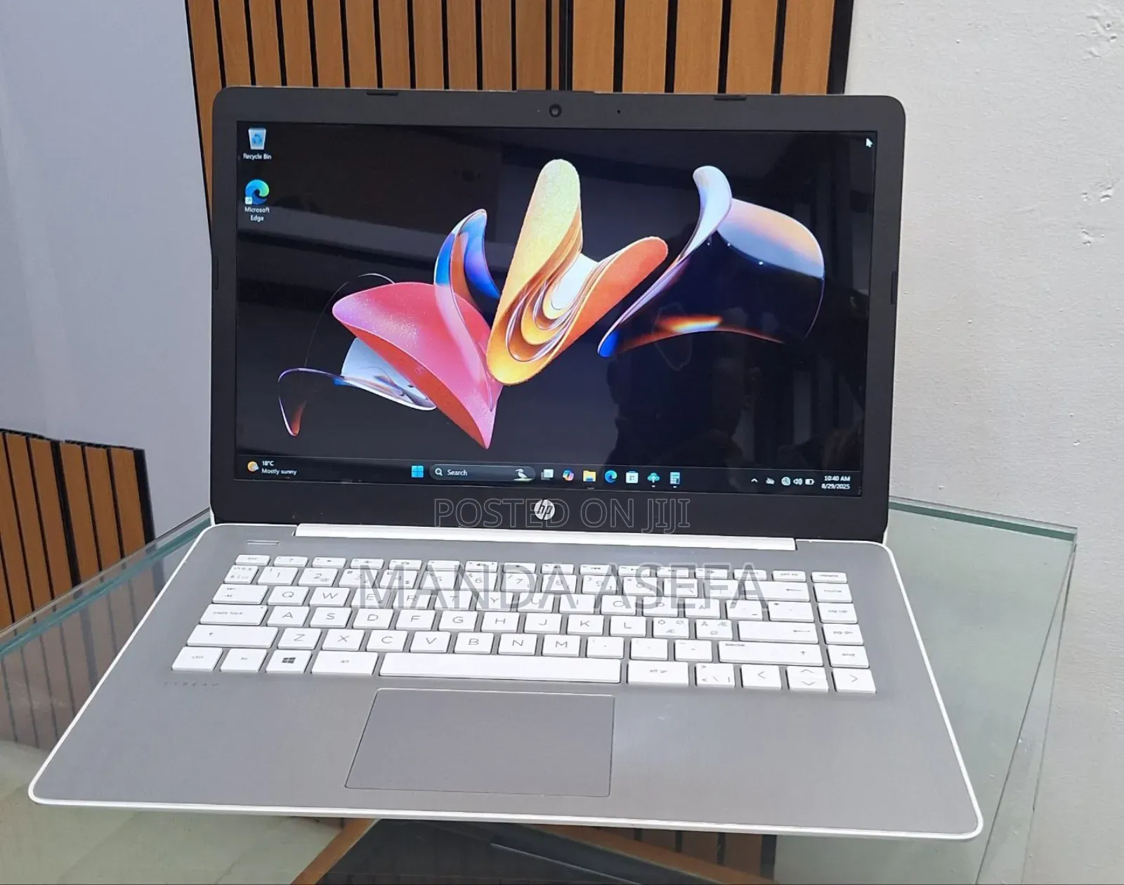 New Laptop HP Stream Notebook 8GB AMD A4 SSD 60GB