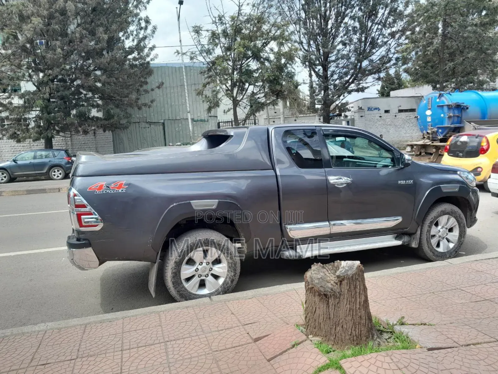 Toyota Hilux 2018 Blue