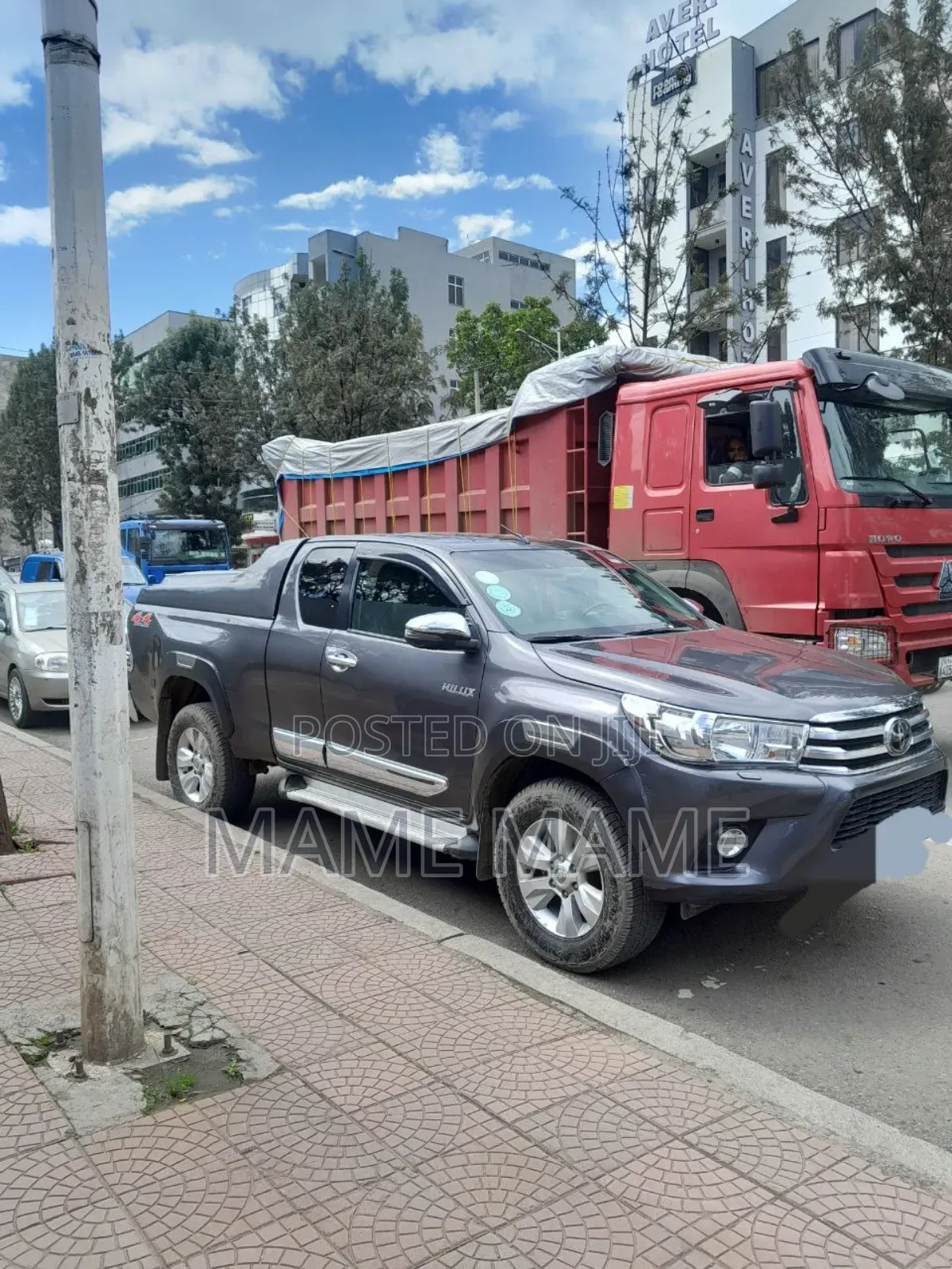 Toyota Hilux 2018 Blue