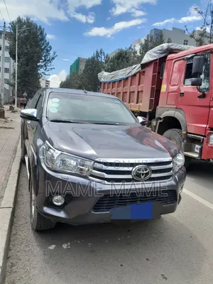 Toyota Hilux 2018 Blue