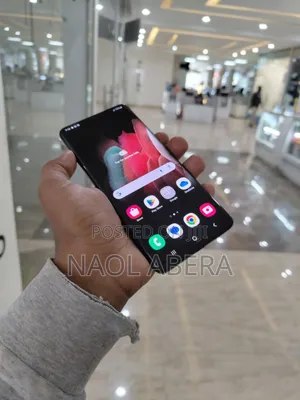 Photo - New Samsung Galaxy S21 Ultra 5G 128 GB Black