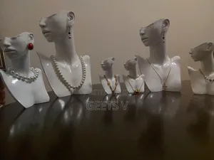 Jewelry Stand. Jewelry Holder