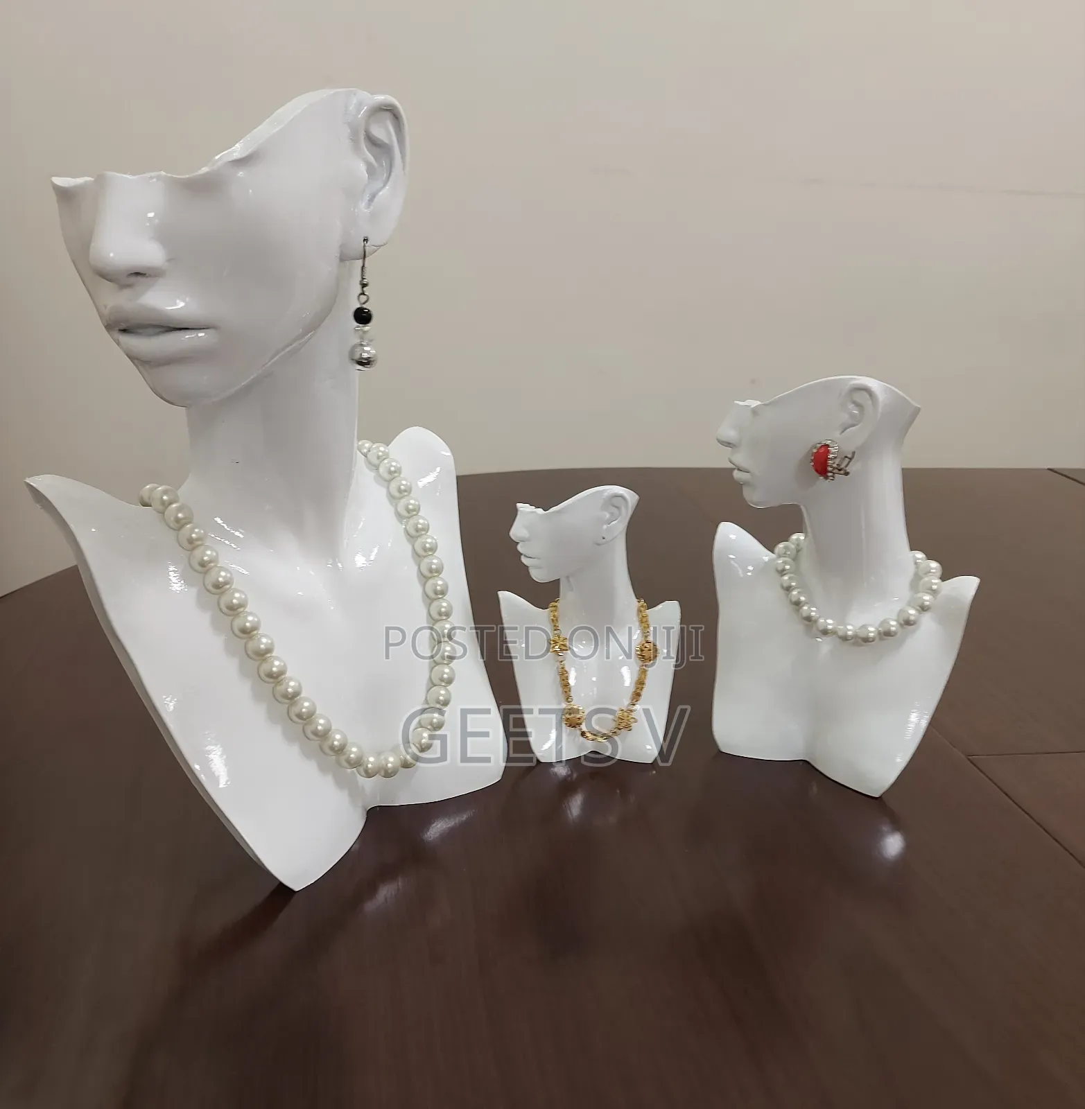 Jewelry Stand. Jewelry Holder