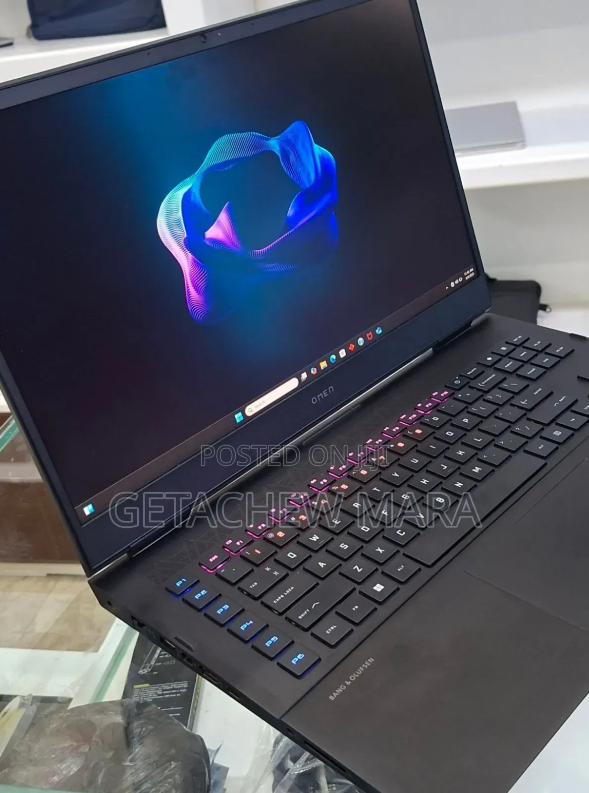 New Laptop HP Omen 17 32GB Intel Core I9 SSD 2T