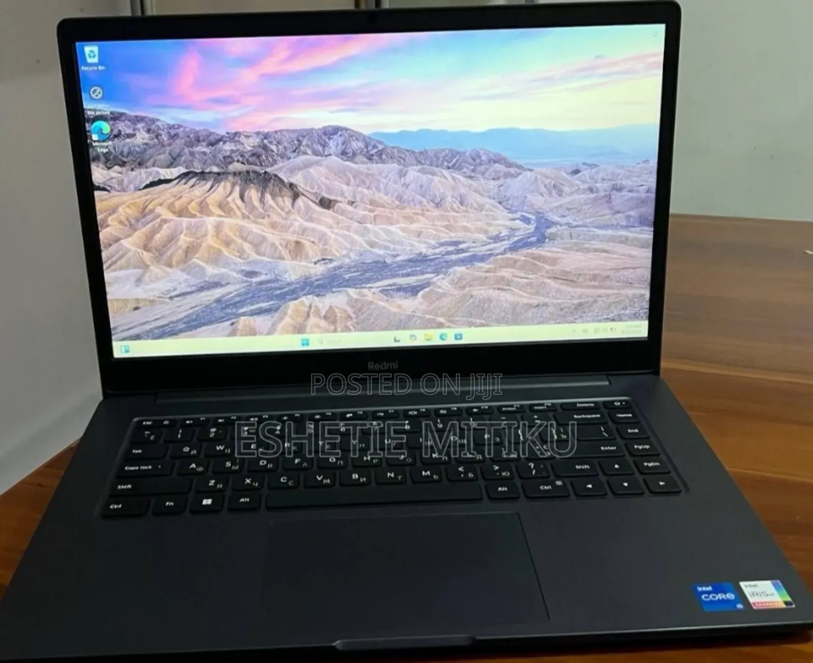 New Laptop Apple MacBook 8GB Intel Core I5 SSD 512GB