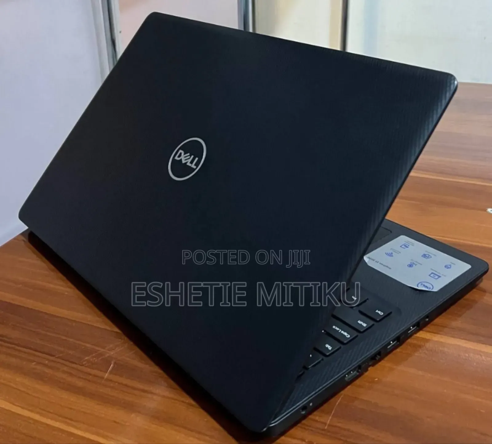 New Laptop Dell Inspiron 15 8GB Intel Core I5 SSD 1T