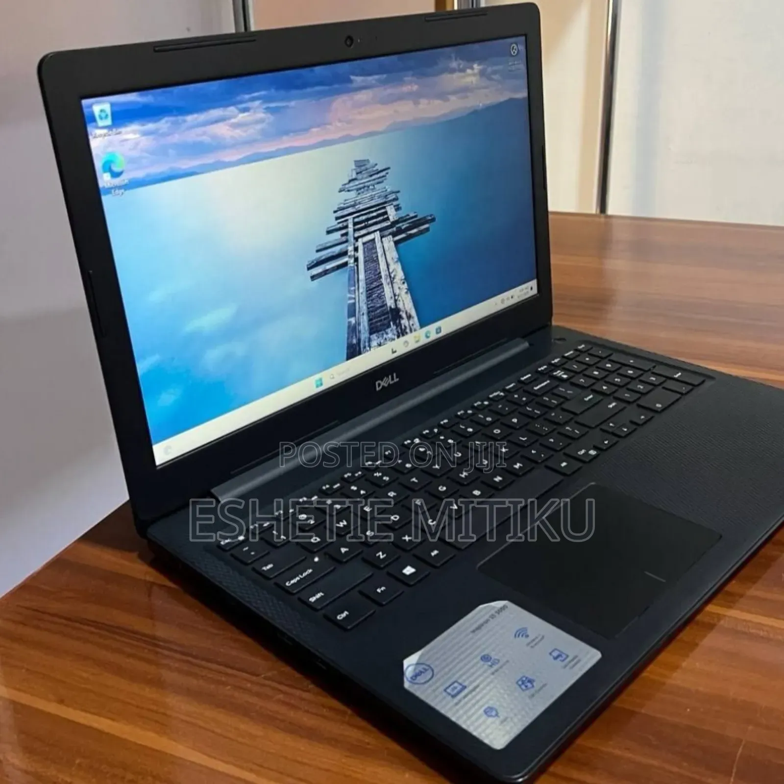 New Laptop Dell Inspiron 15 8GB Intel Core I5 SSD 1T