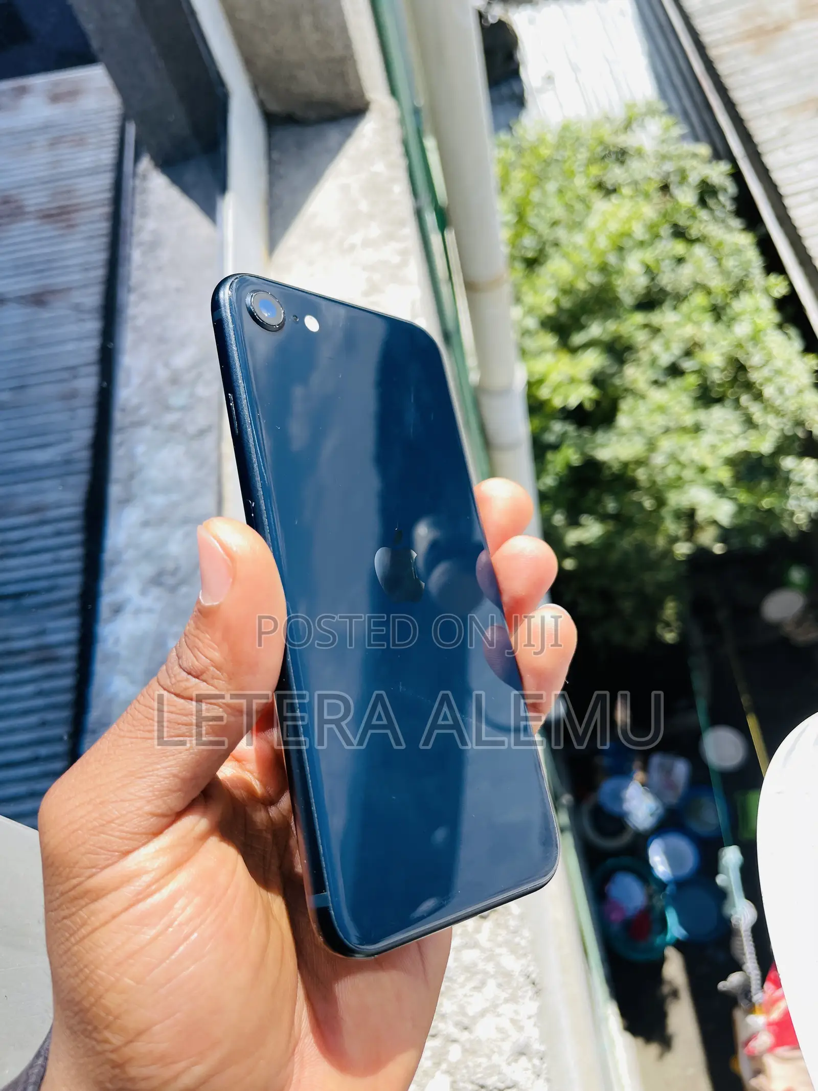 Apple iPhone SE (2022) 64 GB Blue