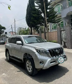 Photo - Toyota Land Cruiser Prado 2016 Silver