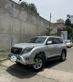 Toyota Land Cruiser Prado 2016 Silver