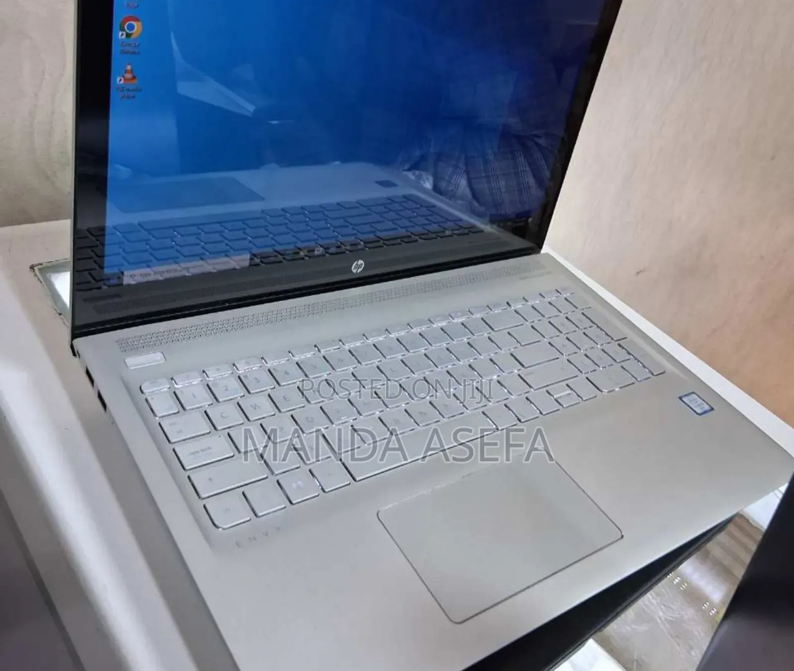 New Laptop HP Envy 15 8GB Intel Core I5 HDD 1T