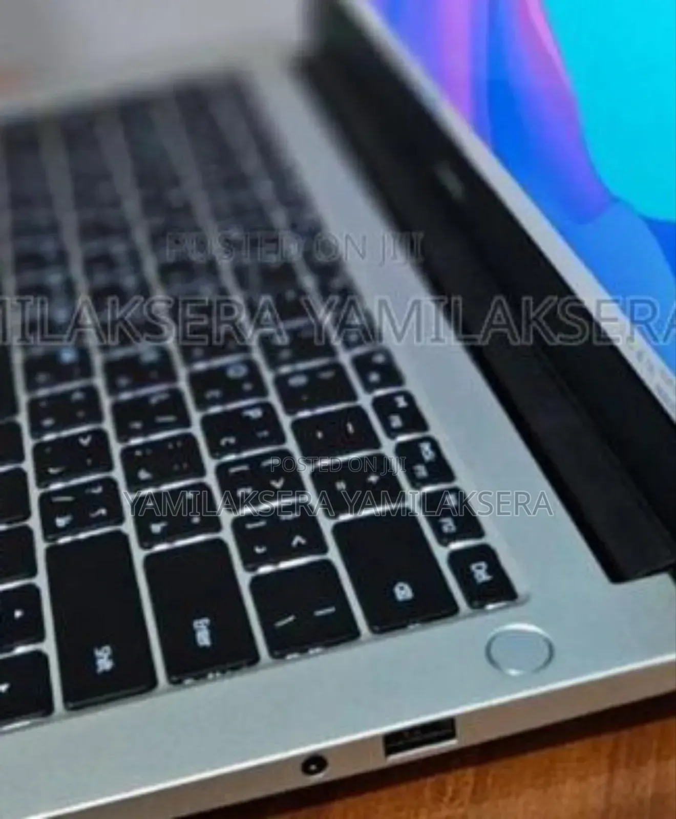 New Laptop Huawei MateBook 13 WRT-W19E 16GB Intel Core i5 SSD 512GB